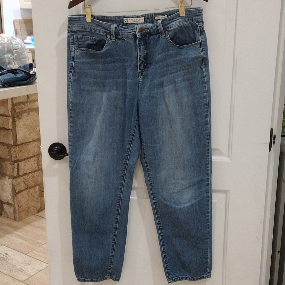 Anne Klein Girlfriend Jeans Size 10 Medium Wash